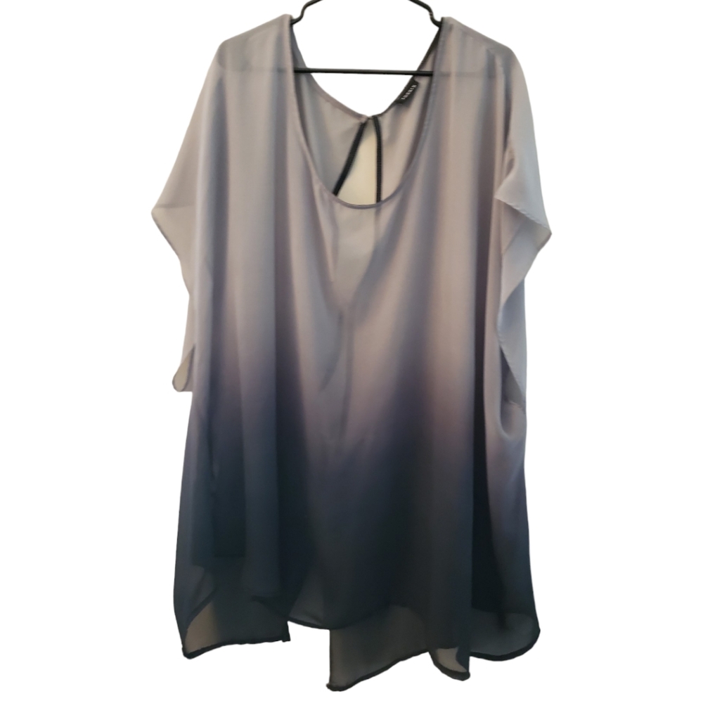 Sheer ombre short sleeve top